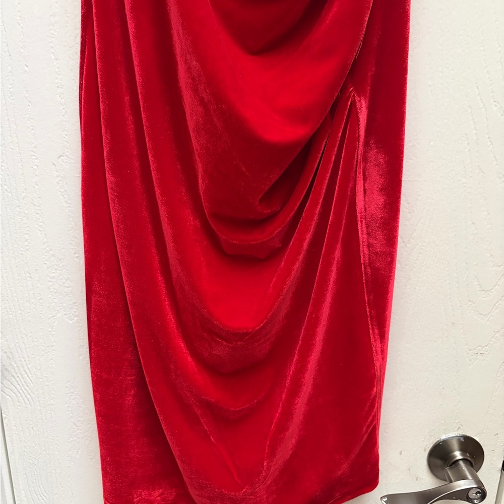 Laundry By Shelli Segal Vibrant Red Backless Dress - Picture 6 of 9